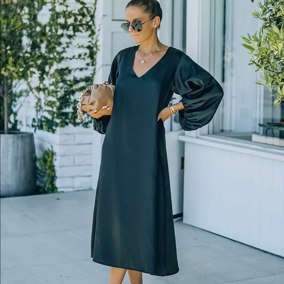 Vici Satin Balloon Sleeve Midi Dress